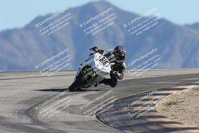 media/Dec-07-2025-CVMA (Sun) [[3e7d2de5dc]]/Race 5-Formula UL-CVMA Hooligans-American Thunder/